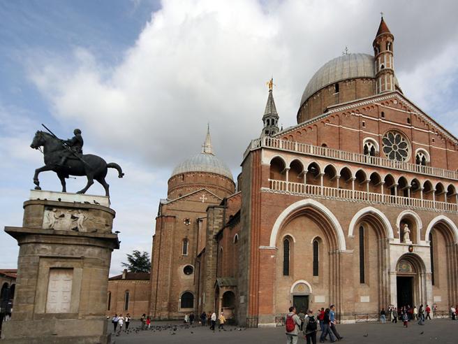 Presentata in conferenza stampa a Palazzo Folco, sede della Soprintendenza a Padova, la prima fase diagnostica del restauro del “Gattamelata”