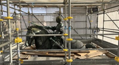 Padova | Il monumento equestre al Gattamelata viene spostato da Piazza del Santo per completare le indagini diagnostiche e procedere ai lavori di restauro